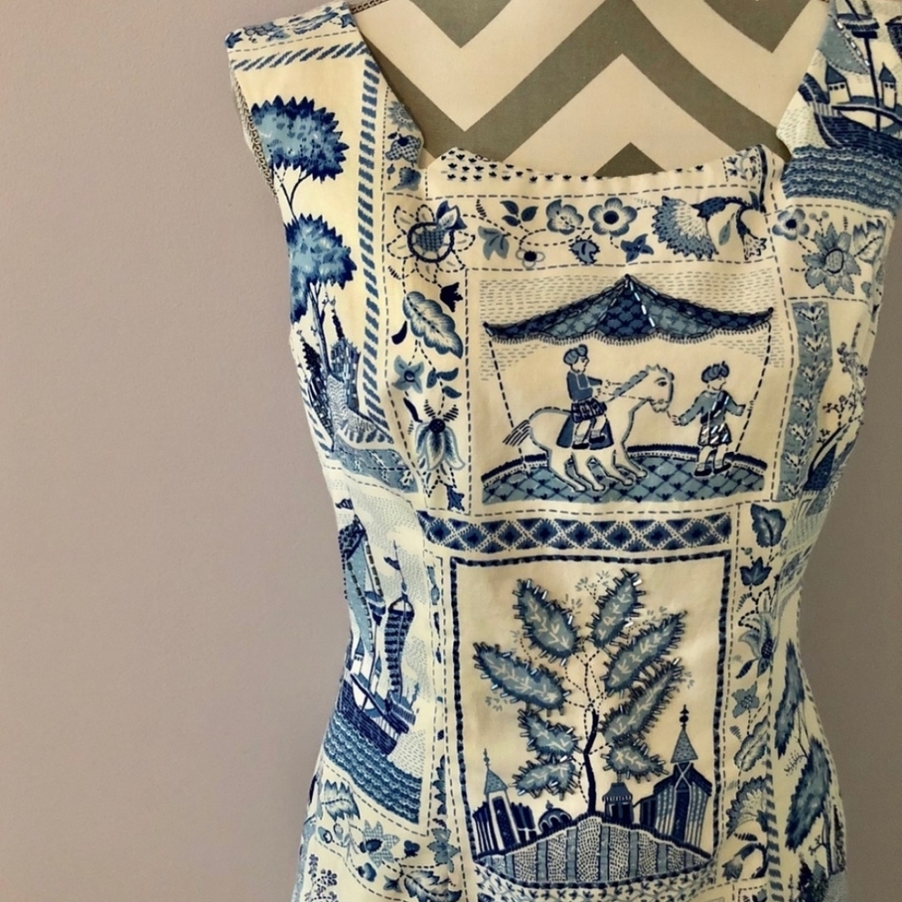 Vintage Maggie London China Print Sheath Dress